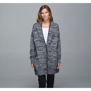 Lululemon Cardi Black Merino Wool Tunic Oversized Cardigan Sweater Small XS/S